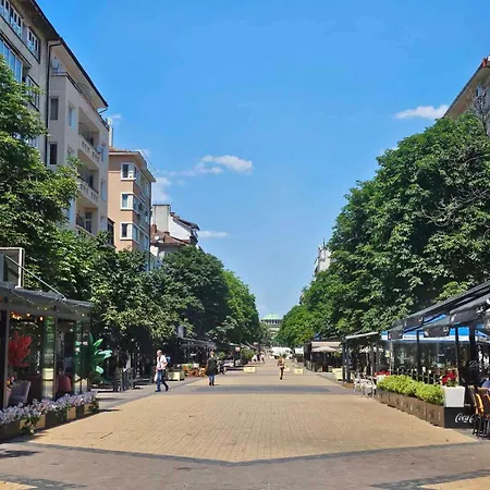 Simply The - Vitosha Blvd * Sofía