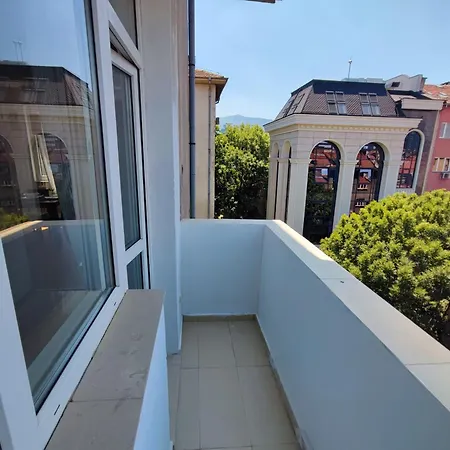 Simply The - Vitosha Blvd Apartament Sofia
