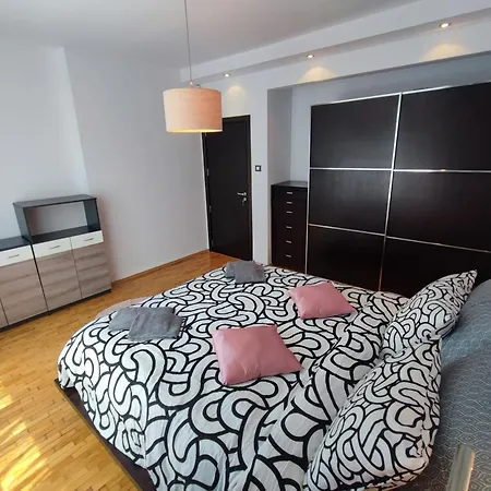 Simply The - Vitosha Blvd * София